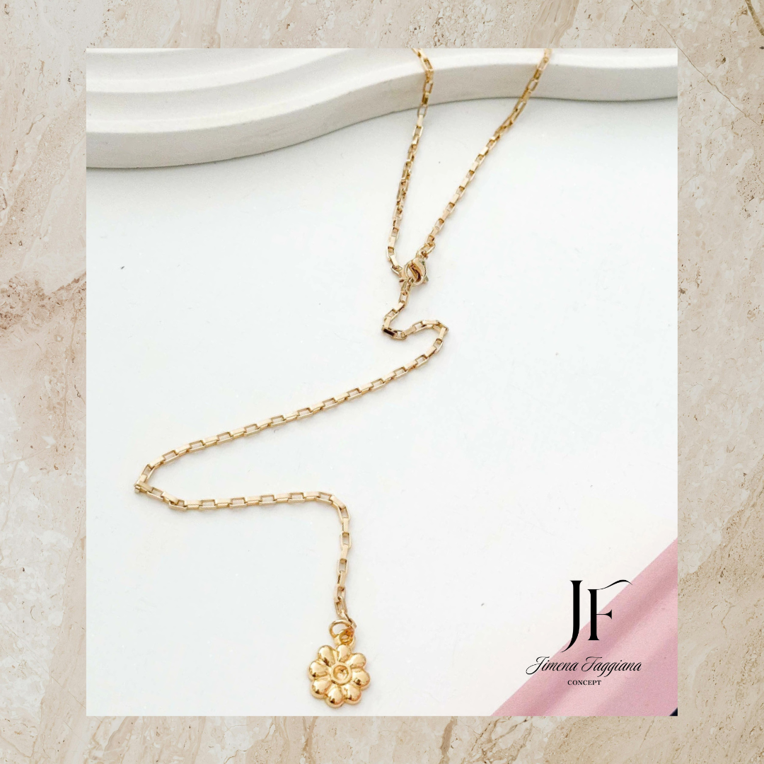 Collar colgante flor