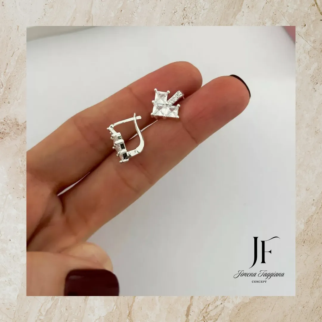 Aro argolla triangulo strass - Jimena Faggiana Concept